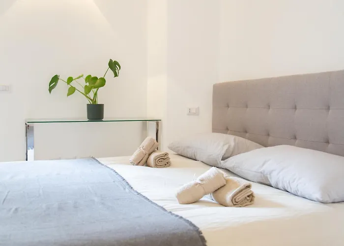 Modern Peaceful Flat In The City Centre
