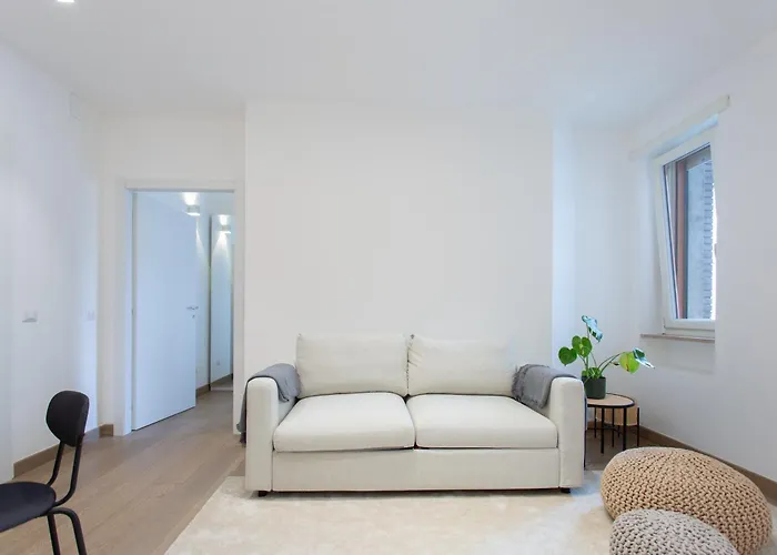 Modern Peaceful Flat In The City Centre